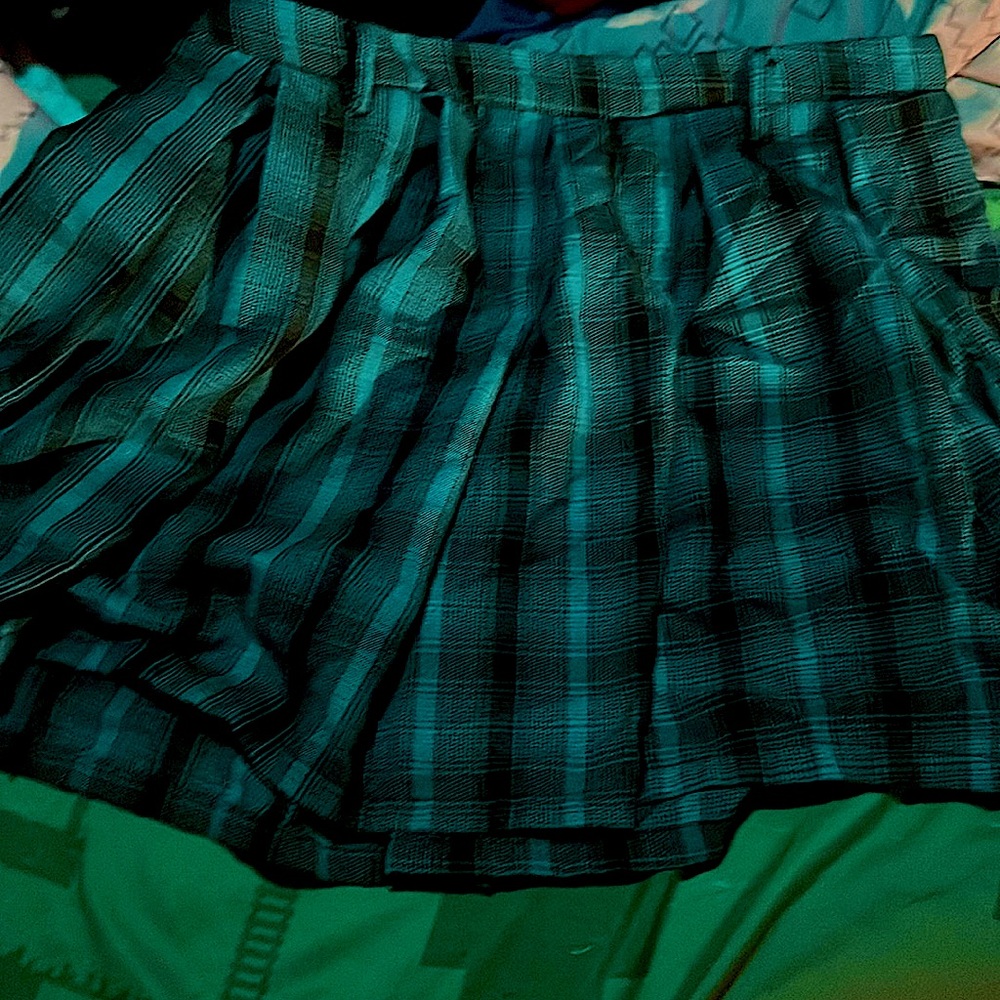green/blue hottopic skirt